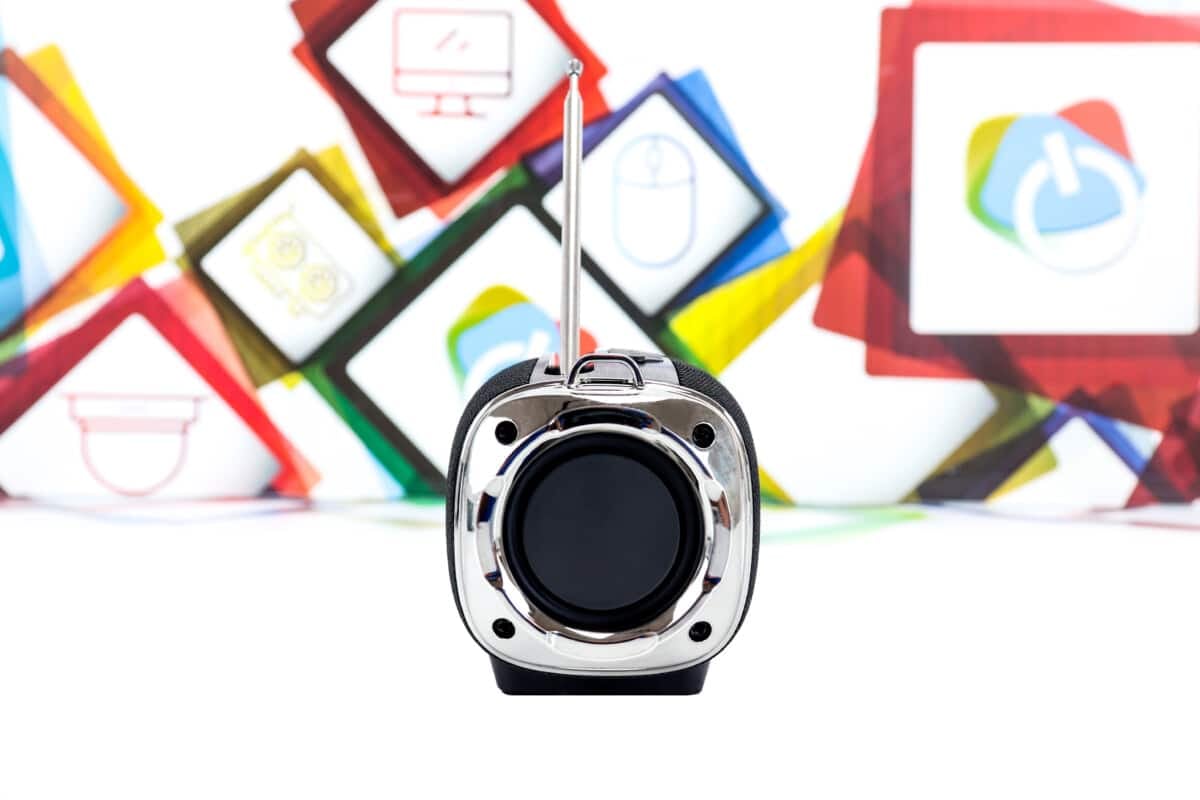 Bluetooth zvučnik Gigatech B220 LED 10W - Slika 5