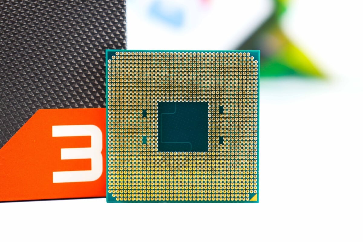 Procesor AMD Ryzen 3 3200G 4C/4T s coolerom AM4 - Slika 3