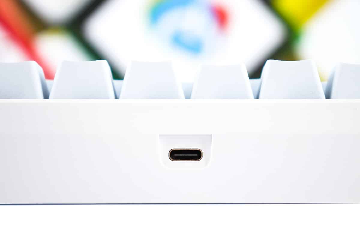 Gaming tipkovnica White Shark Shinobi mehanička LED RGB bijela brown switch - Slika 9