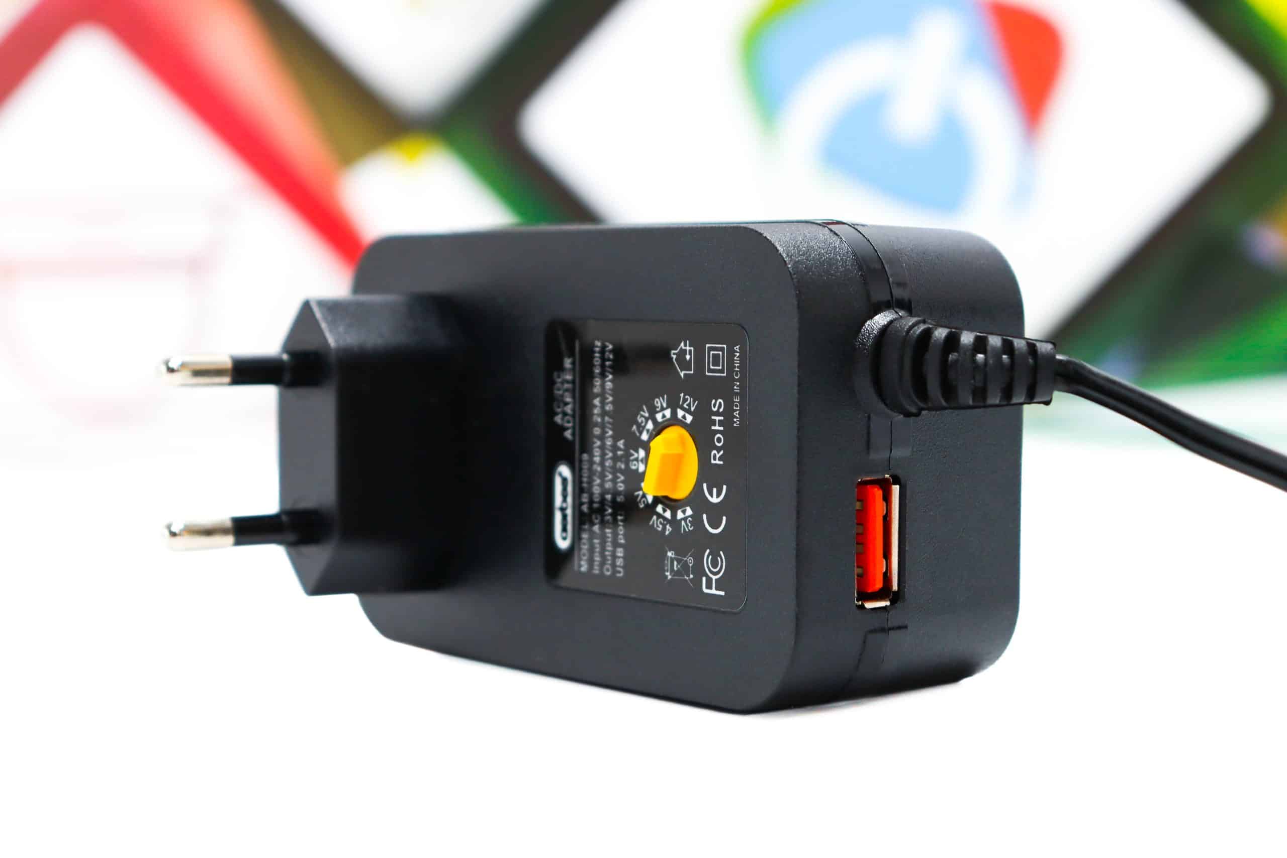 Univerzalni AC adapter Aerbes AB-H009 12W 30W - Slika 4