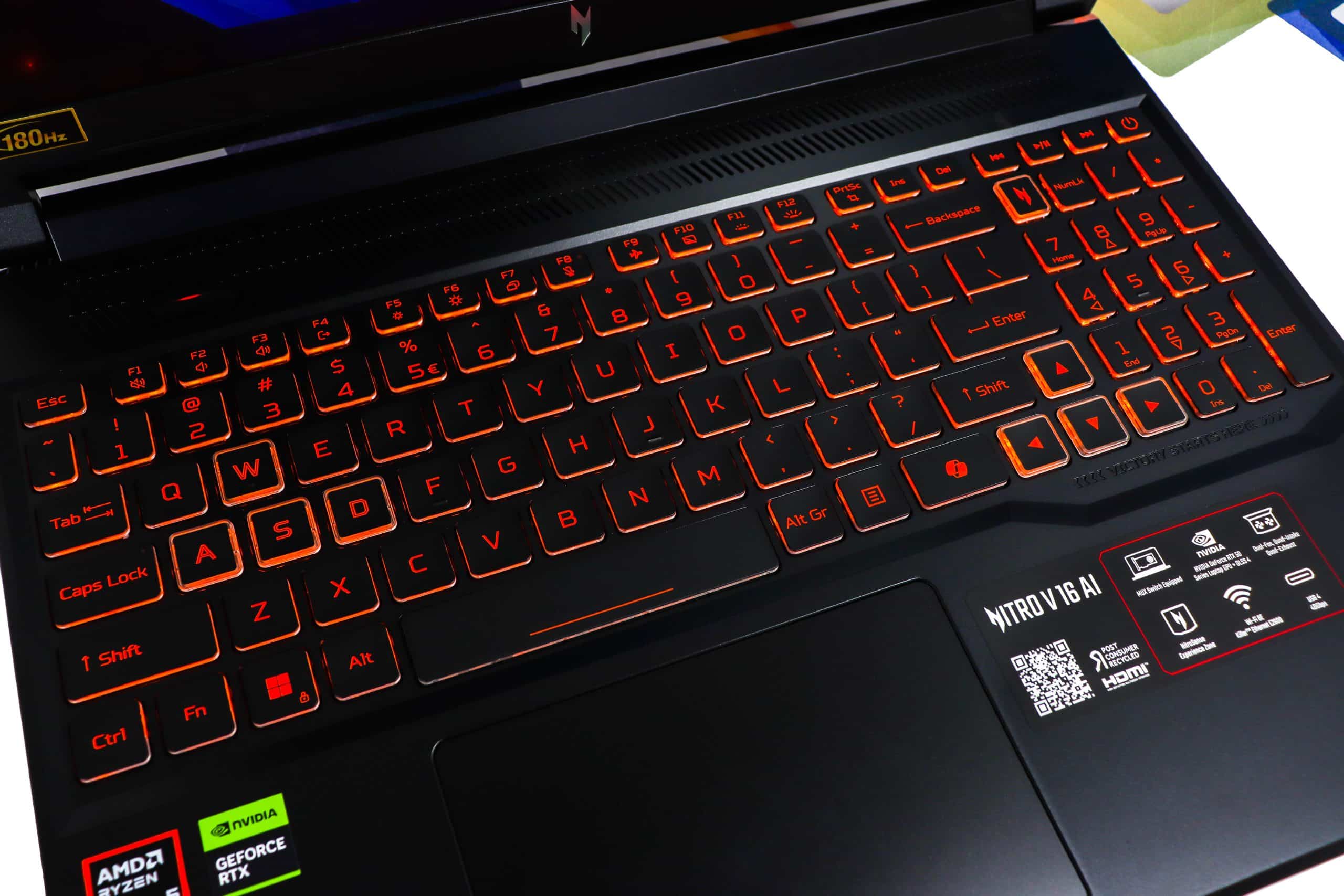 Laptop Acer Nitro ANV16-42-R309 R5 240 RTX 5050 512GB SSD 16GB DDR5 16'' 180Hz - Slika 9