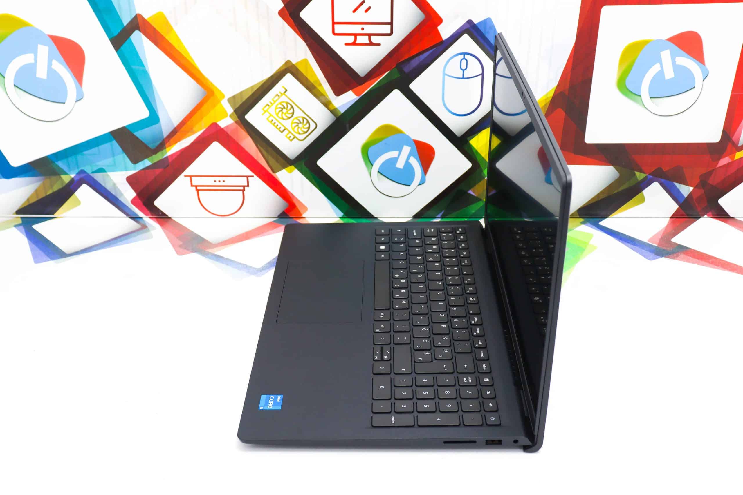 Laptop Dell 15 DC 15250 i5-1334U 512GB SSD 8GB DDR4 15,6'' 120Hz - Slika 3
