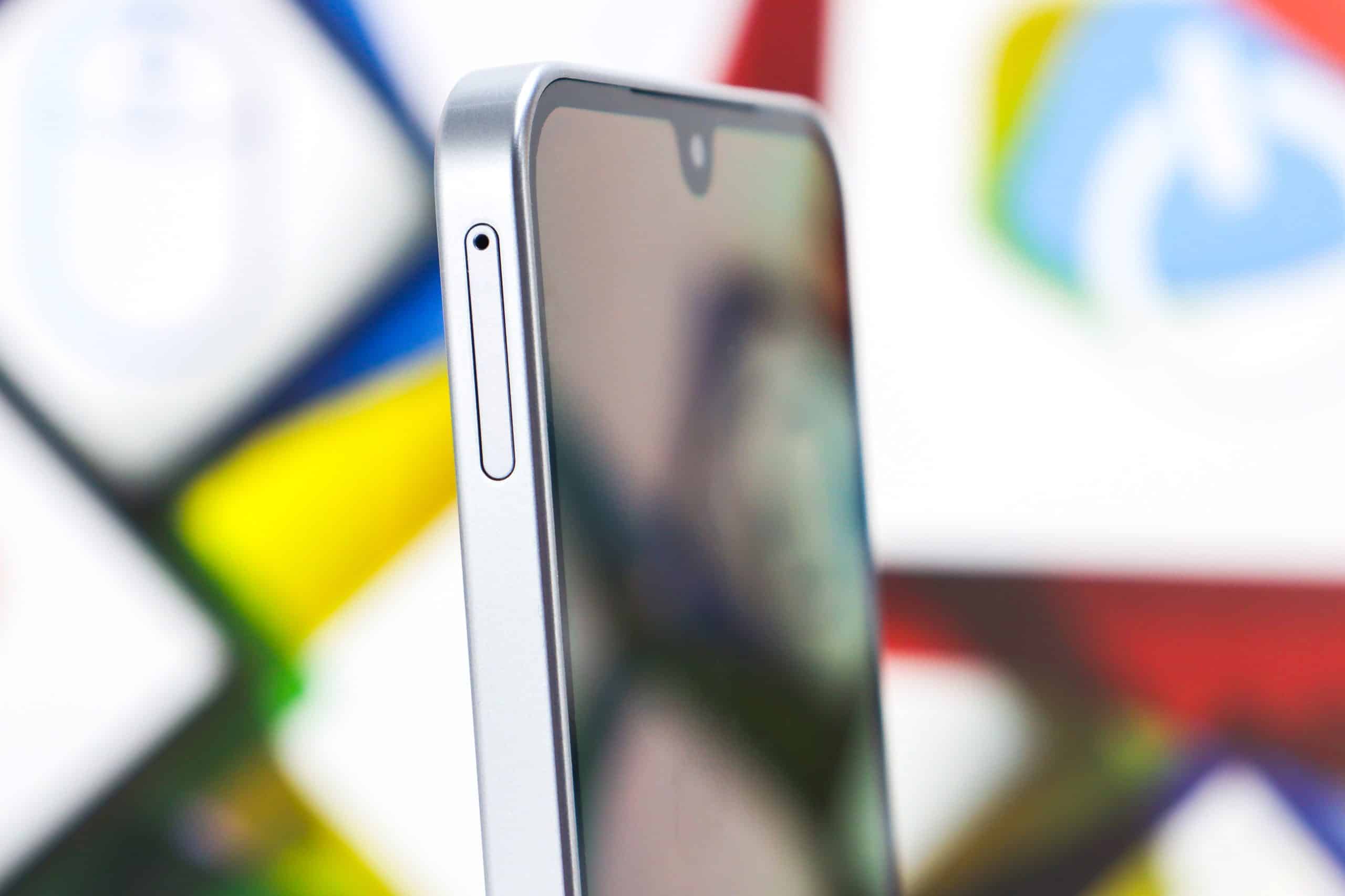 Smartphone Samsung Galaxy A17 8GB / 256GB Gray - Slika 9