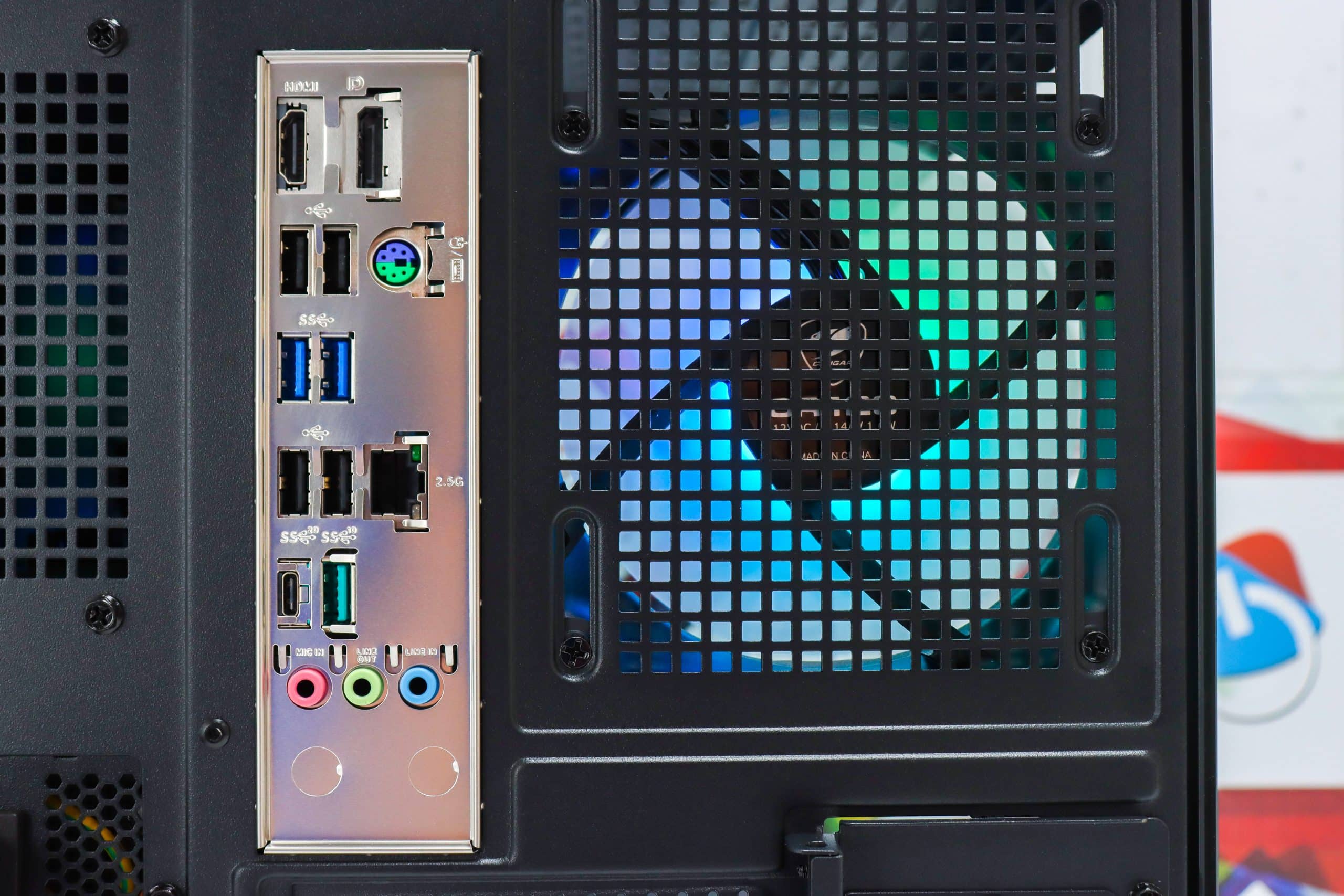 Gaming PC Cougar FV150-07 i5-14400F RTX 5070 1TB SSD 32GB DDR5 - Slika 6