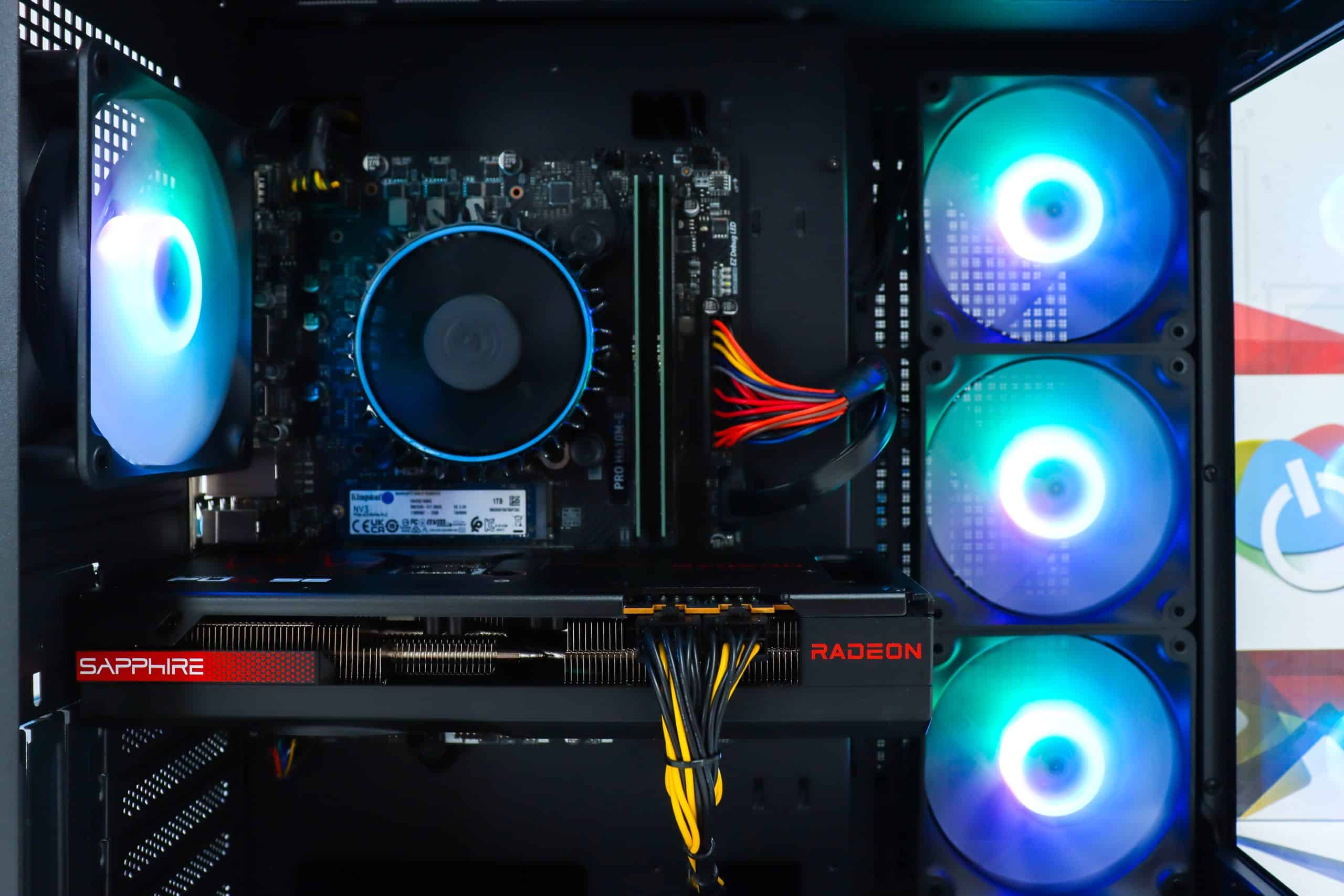 Gaming PC Cougar FV150-09 i5-12400F RX 7600 XT 1TB SSD 16GB DDR5 - Slika 9